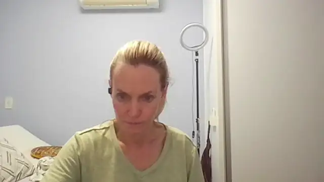 Snapshot of Annylove1 chatting on 03.01.26 Annylove1 online show from 03.01.26