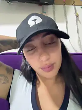 Hannahoff online show from 03.03.25