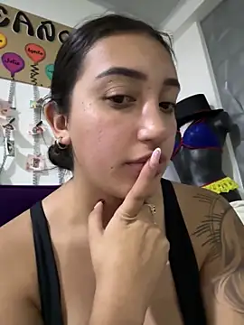 Hannahoff online show from 03.07.25