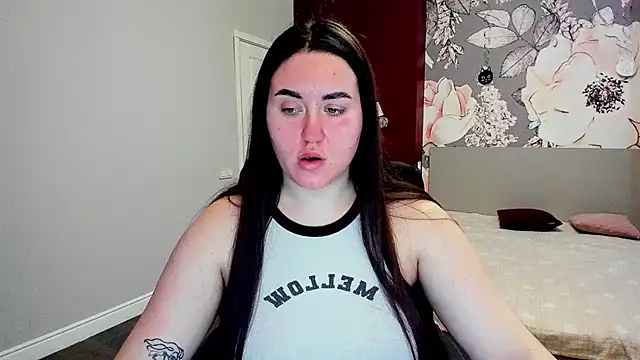 Roxie Bradley online show from 03.03.26