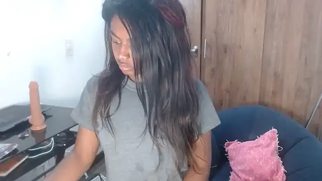 Snapshot of charlott7 chatting on 12.14.24 charlott7 online show from 12.14.24