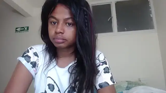 Snapshot of charlott7 chatting on 12.31.24 charlott7 online show from 12.31.24