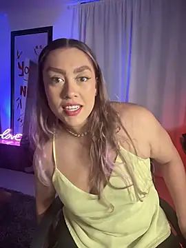 Im sophiie online show from 11.08.25