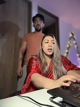 Im sophiie online show from 12.02.25