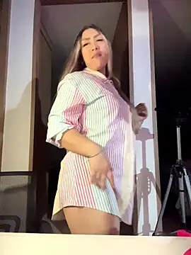 Im sophiie online show from 02.12.26