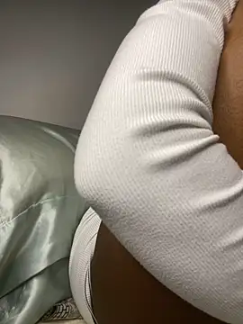  yisela  online show from 03.19.26