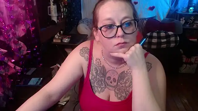 Snapshot of edgexchaos chatting on 02.08.26 edgexchaos online show from 02.08.26