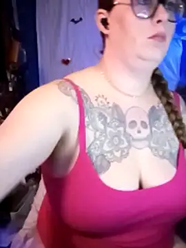 Snapshot of edgexchaos chatting on 02.10.26 edgexchaos online show from 02.10.26