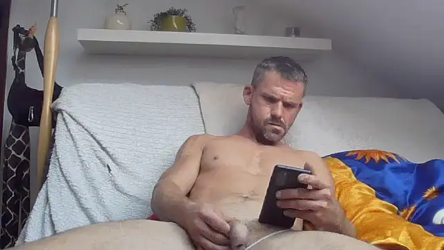 Cambitchboy online show from 09.30.25