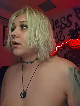 Laura takint online show from 10.19.25