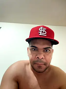 Snapshot of marhi32 chatting on 11.04.25 marhi32 online show from 11.04.25