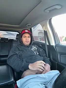 Snapshot of marhi32 chatting on 11.05.25 marhi32 online show from 11.05.25