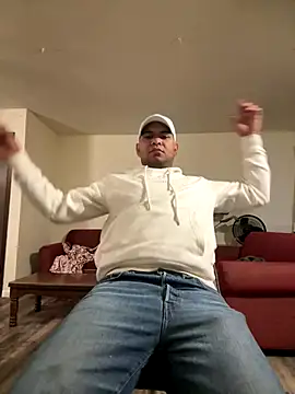 Snapshot of marhi32 chatting on 11.19.25 marhi32 online show from 11.19.25