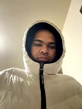 Snapshot of marhi32 chatting on 12.01.25 marhi32 online show from 12.01.25