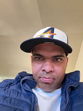 Snapshot of marhi32 chatting on 02.16.26 marhi32 online show from 02.16.26