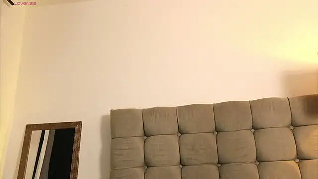 Valeriestyle online show from 03.15.25