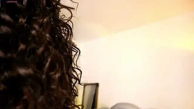 Valeriestyle online show from 09.12.25