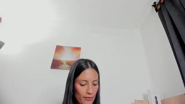 Snapshot of nia__white chatting on 06.23.26 nia white online show from 06.23.26