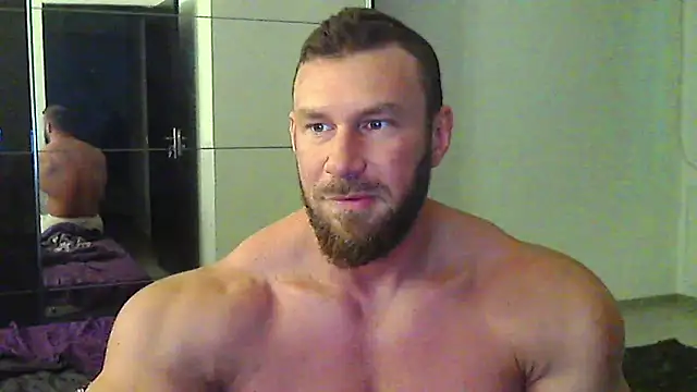 Snapshot of muscularkevin chatting on 05.13.26 muscularkevin online show from 05.13.26