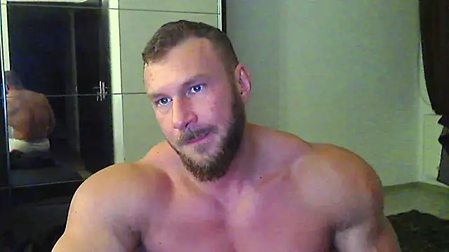 Snapshot of muscularkevin chatting on 05.22.26 muscularkevin online show from 05.22.26