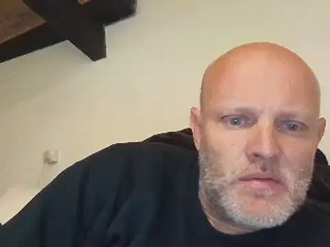 davigochi77bcn online show from 03.21.25