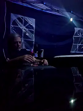 Hotredheadandtoungelasher online show from 03.08.25