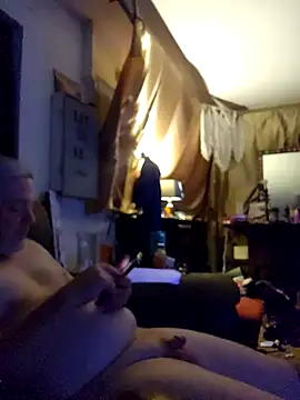 Hotredheadandtoungelasher online show from 11.06.25