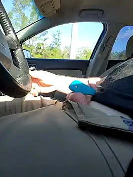 Hotredheadandtoungelasher online show from 12.19.25