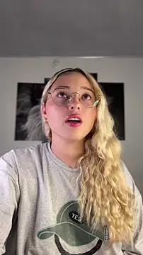 Irisweet  online show from 11.16.25