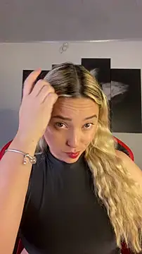 Irisweet  online show from 12.14.25