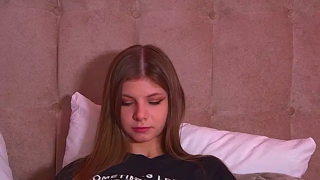 AudreyBarlow online show from 02.01.25