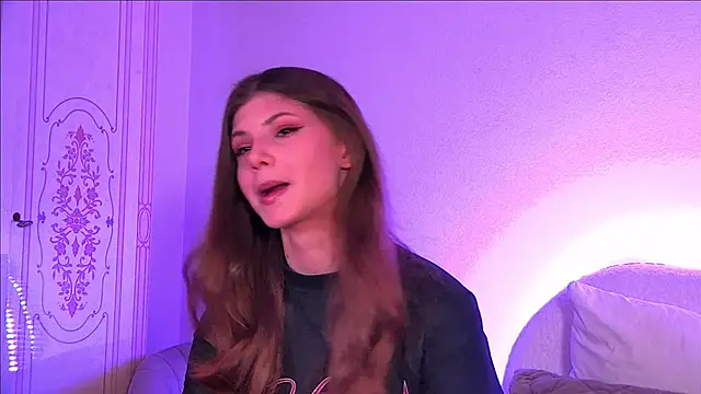 AudreyBarlow online show from 03.18.25