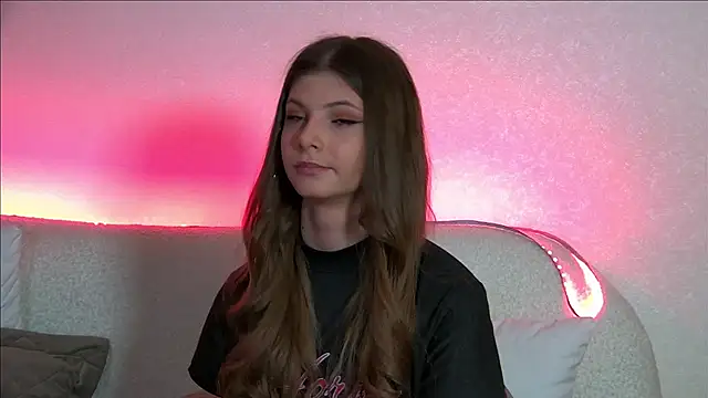 AudreyBarlow online show from 03.18.25