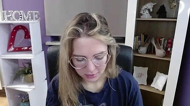 Zoey Erotic online show from 11.07.25