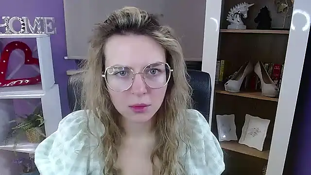 Zoey Erotic online show from 01.15.26