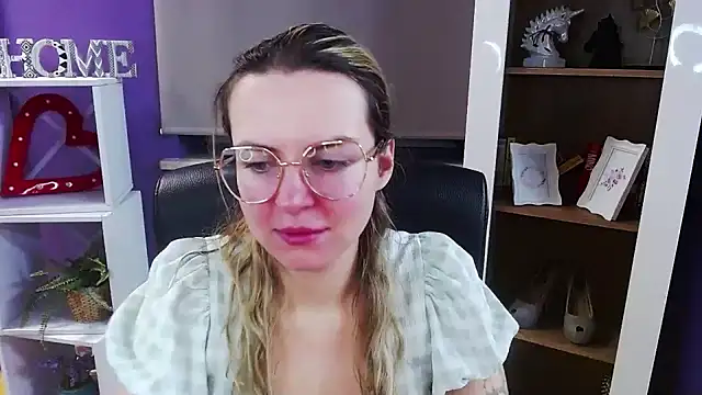 Zoey Erotic online show from 01.16.26