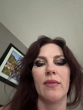 courtneyoccult online show from 10.04.25