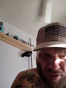 Snapshot of DanielTiger15 chatting on 01.21.25 DanielTiger15 online show from 01.21.25