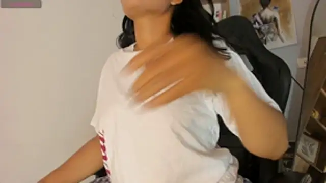 sophia18- online show from 12.20.25