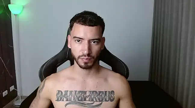 Snapshot of Dangerous-Men chatting on 02.21.25 Dangerous-Men online show from 02.21.25