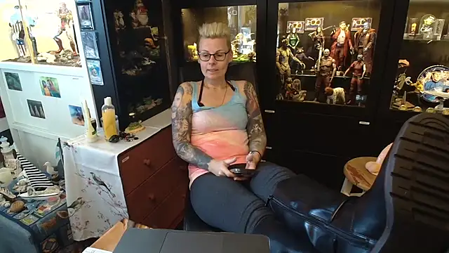 MaryG online show from 01.18.25