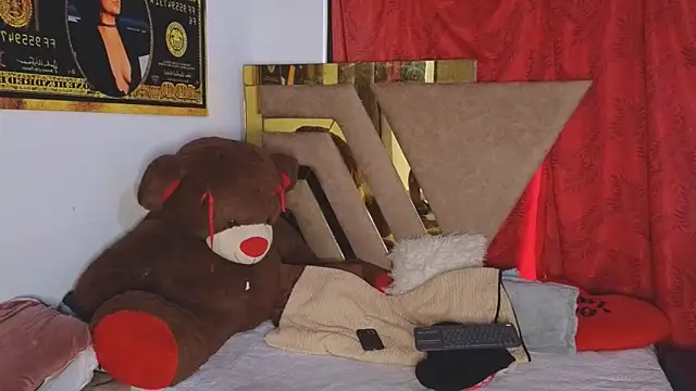 Snapshot of GiselReyes chatting on 04.24.26 GiselReyes online show from 04.24.26