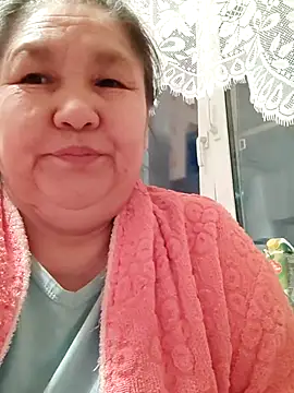 Snapshot of Zulfiya_Bruce chatting on 02.21.26 Zulfiya Bruce online show from 02.21.26