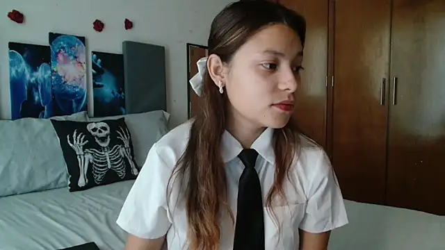 Snapshot of 3littleschoolteens chatting on 06.25.26 3littleschoolteens online show from 06.25.26