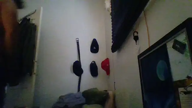 Snapshot of CleanGrey chatting on 04.28.26 CleanGrey online show from 04.28.26