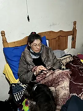 Snapshot of LaInsaciableIntensa chatting on 11.26.25 LaInsaciableIntensa online show from 11.26.25