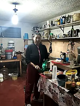 Snapshot of LaInsaciableIntensa chatting on 02.01.26 LaInsaciableIntensa online show from 02.01.26