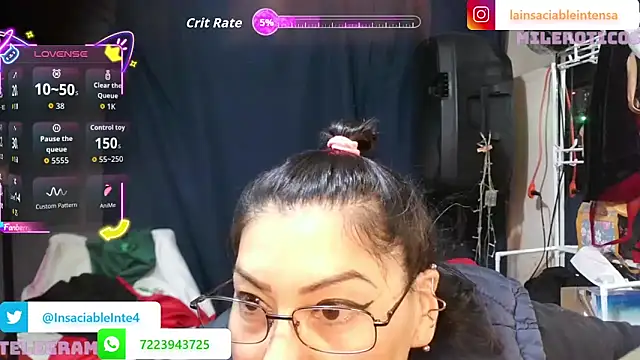 Snapshot of LaInsaciableIntensa chatting on 04.24.26 LaInsaciableIntensa online show from 04.24.26