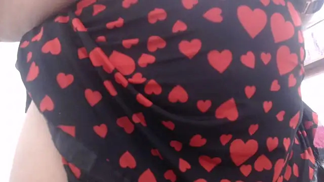 Snapshot of heyline_milf chatting on 03.11.25 heyline milf online show from 03.11.25