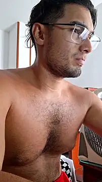 Snapshot of lechero226 chatting on 11.15.25 lechero226 online show from 11.15.25